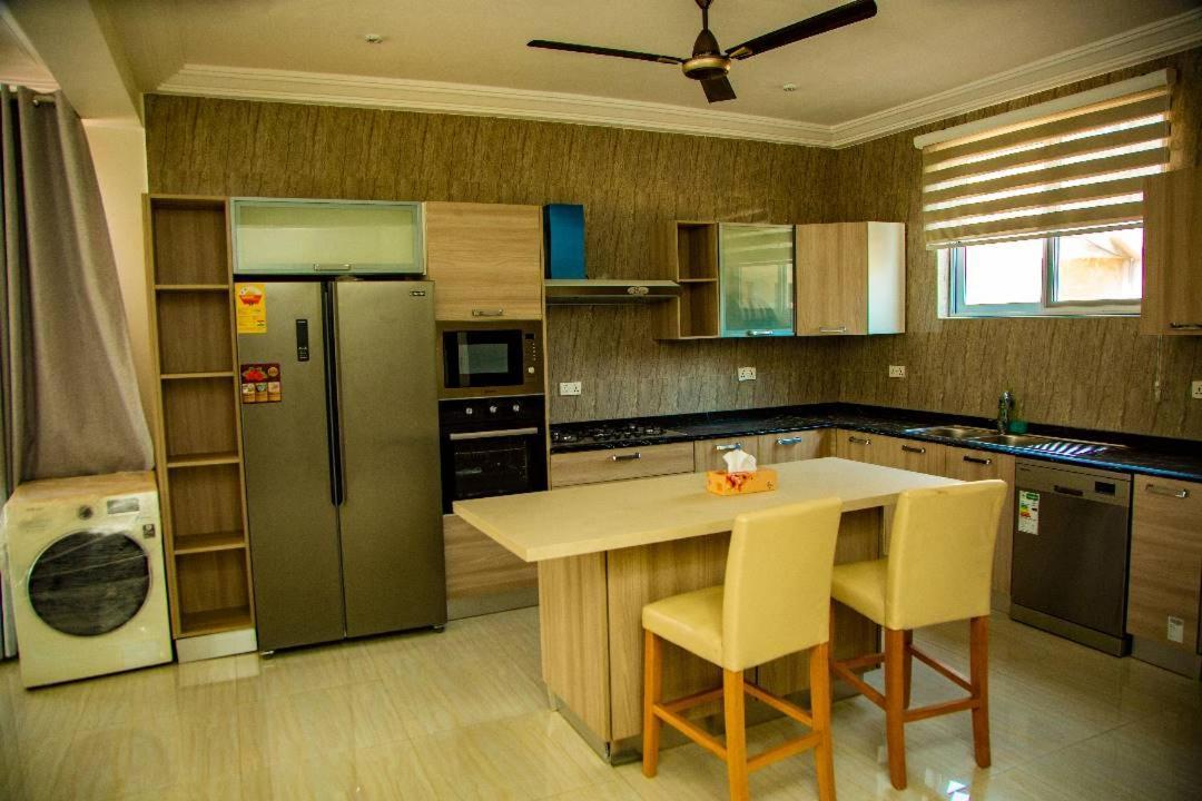 Ocean Green Beach Resort Prampram Exterior photo