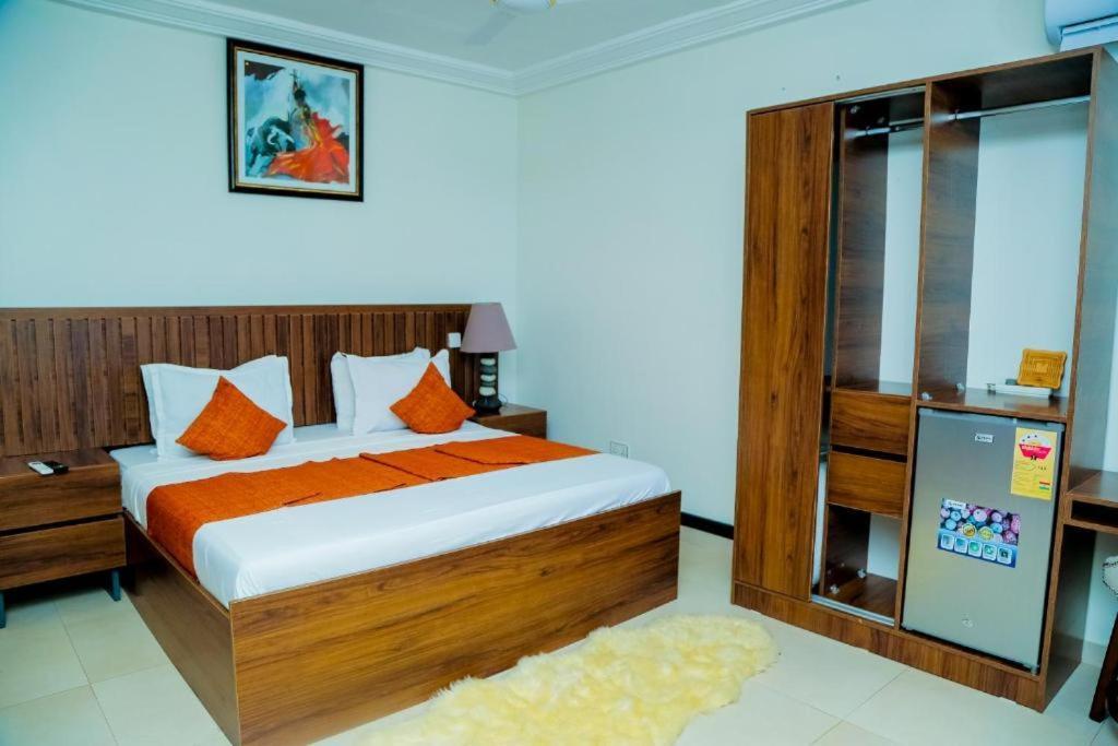Ocean Green Beach Resort Prampram Exterior photo